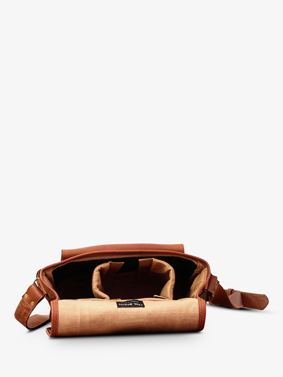 photo-interieur-sac-photo-cuir-argentique-marron-lepetitreporter-naturel-paul-marius-m10-l