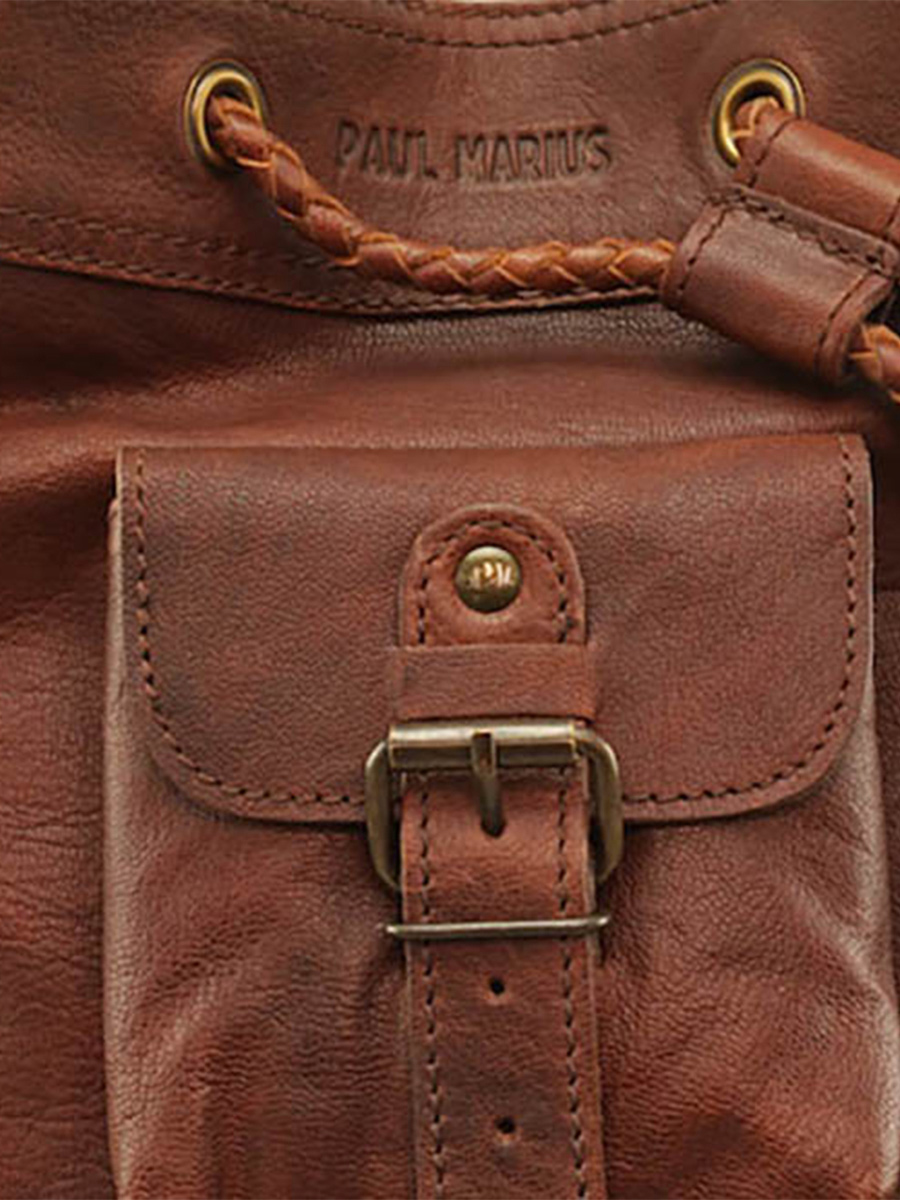 photo-vue-de-dos-sac-seau-cuir-femme-marron-leflâneur-marron-huile-paul-marius-m303-ob