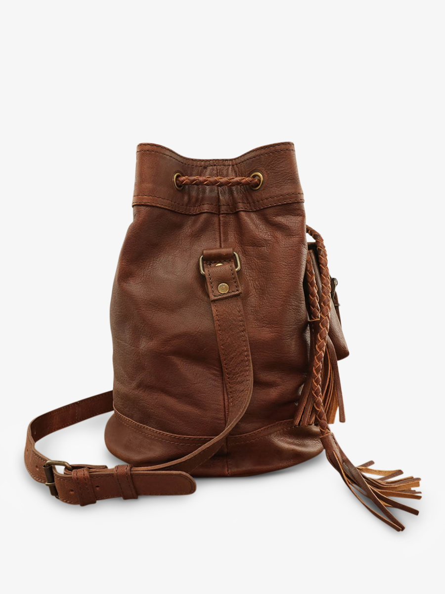 photo-vue-de-cote-sac-seau-cuir-femme-marron-leflâneur-marron-huile-paul-marius-m303-ob