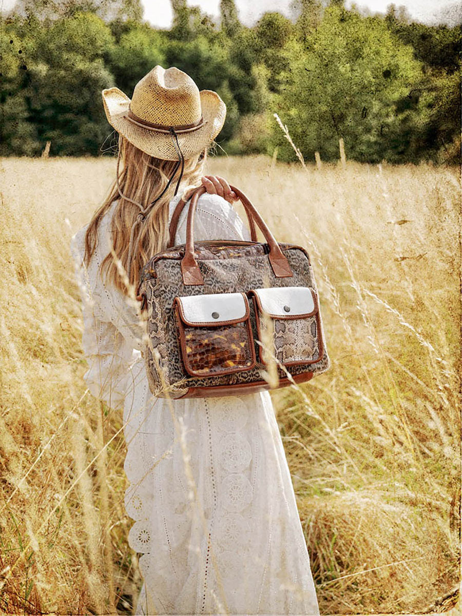 photo-portee-porte-document-cuir-femme-multicolore-ledandy-chimere-colorado-paul-marius-w04-ch-cl