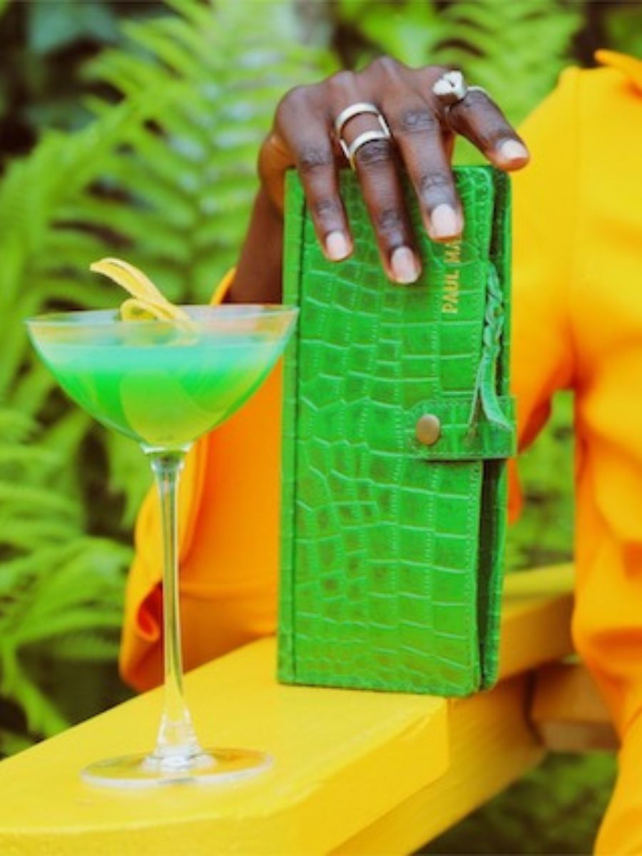 photo-portee-portefeuille-cuir-femme-vert-leportefeuille-charlotte-n2-alligator-cocktail-jade-paul-marius-m67-a-gr