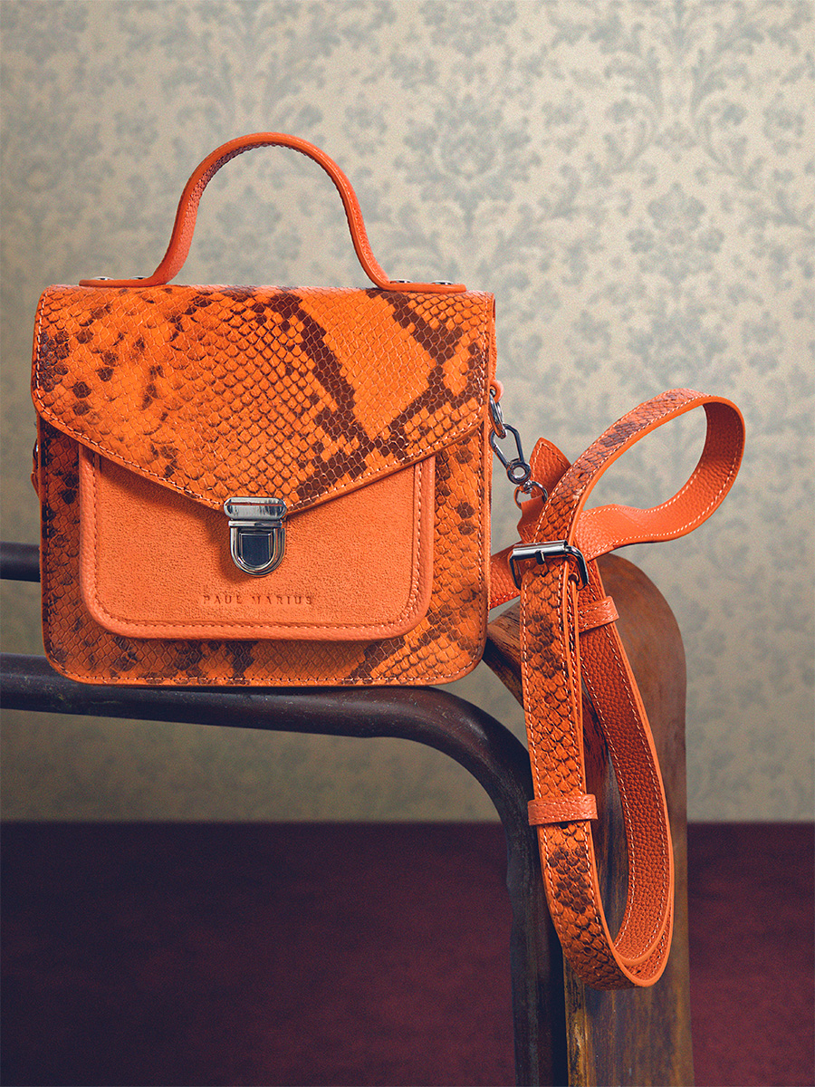 Petit sac à main en cuir orange Mademoiselle George XS Python - Ambre vue interieure