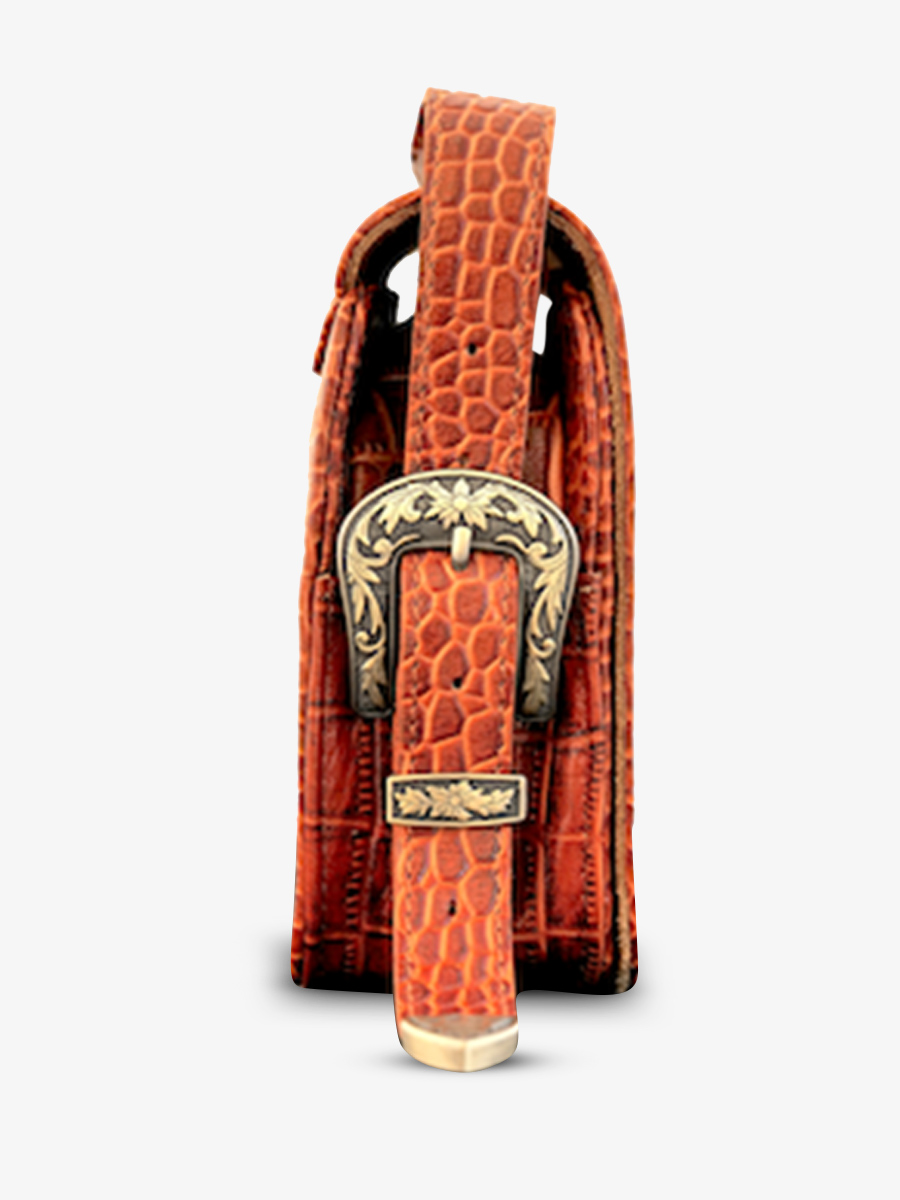 photo-vue-de-dos-sac-bandouliere-cuir-femme-marron-lebaguette-alligator-cocktail-ambre-paul-marius-w29-a-l