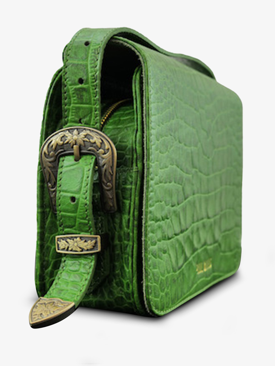 photo-vue-de-face-sac-bandouliere-cuir-femme-vert-lebaguette-alligator-cocktail-jade-paul-marius-w29-a-gr