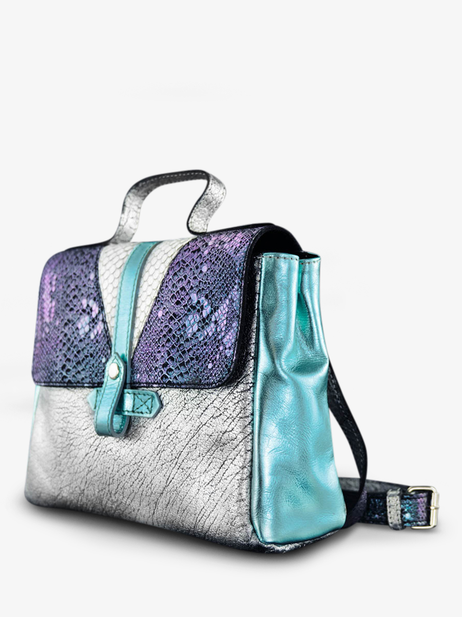photo-vue-de-cote-sac-bandouliere-cuir-femme-bleu-blanc-lecorneille-chimere-polaire-paul-marius-w23-ch-s-blu