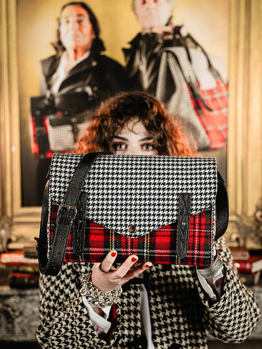 photo-portee-sac-bandouliere-cuir-femme-lindispensable-barock-paul-marius-w08-sco