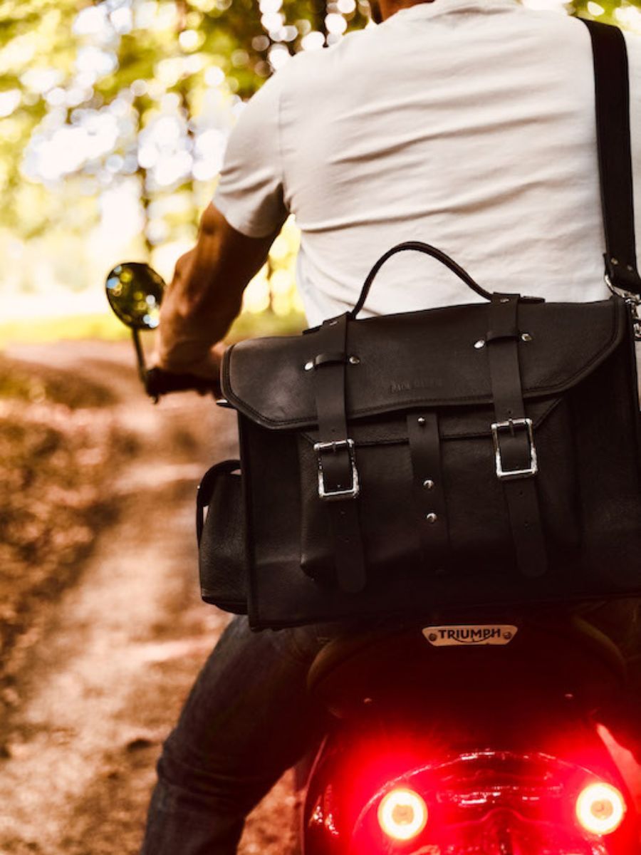 LeNomade M Noir Huilé - sac moto en cuir Noir