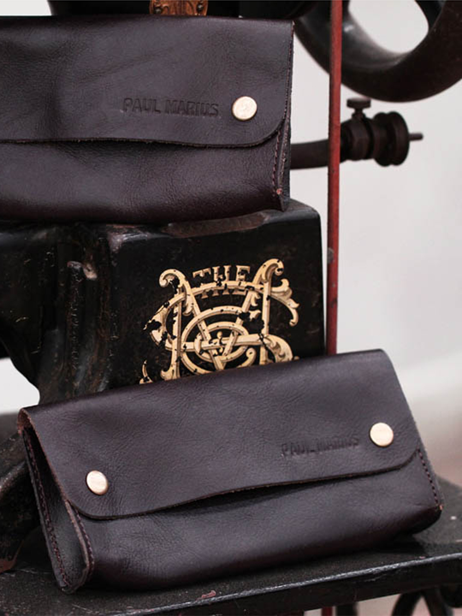 photo-portee-trousse-scolaire-noir-latrousse-de-paul-indus-paul-marius-m58-d